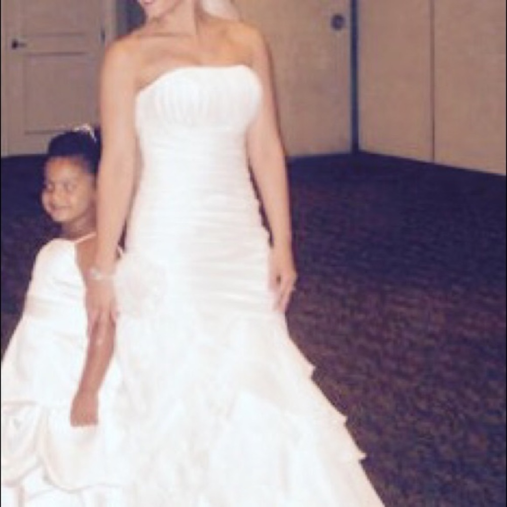 Wedding dress